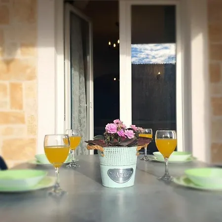 Angir Brodarica (Sibenik-Knin)