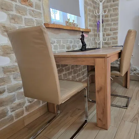Angir Apartmán *