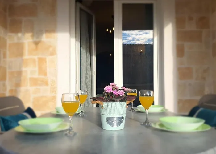 Angir Brodarica (Sibenik-Knin)